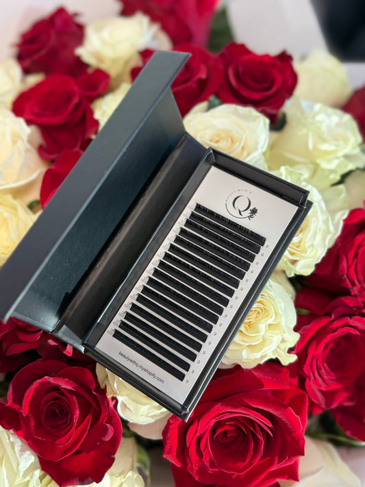 .05 Cashmere Mink Lash Trays